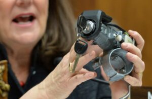 GM-35-million-for-delays-in-recalling-small-cars-with-faulty-ignition-switches